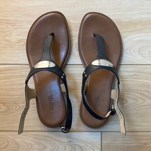 Michael Kors leather sandals in great condition
